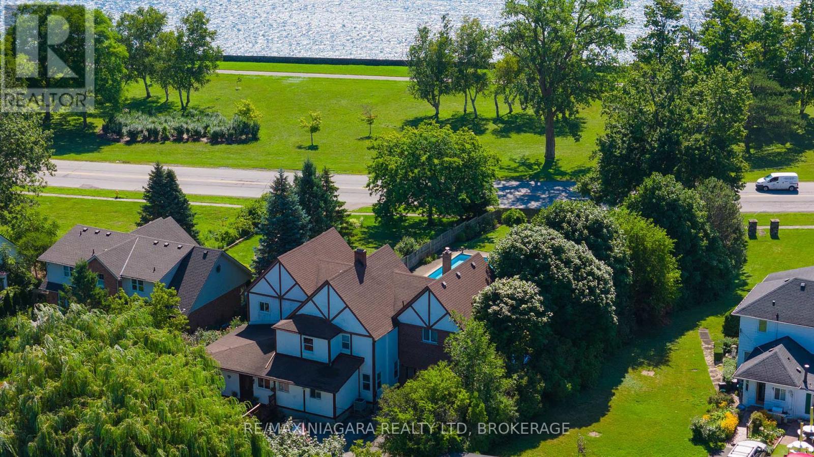 140 Lakeshore Road, Fort Erie (Lakeshore), ON - Outdoor
