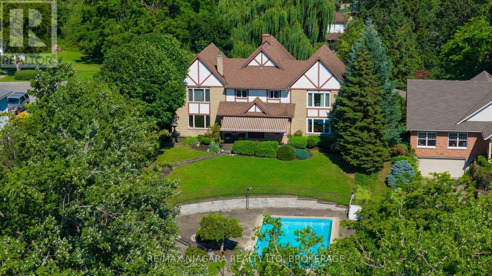 140 Lakeshore Road, Fort Erie (Lakeshore), ON - Outdoor