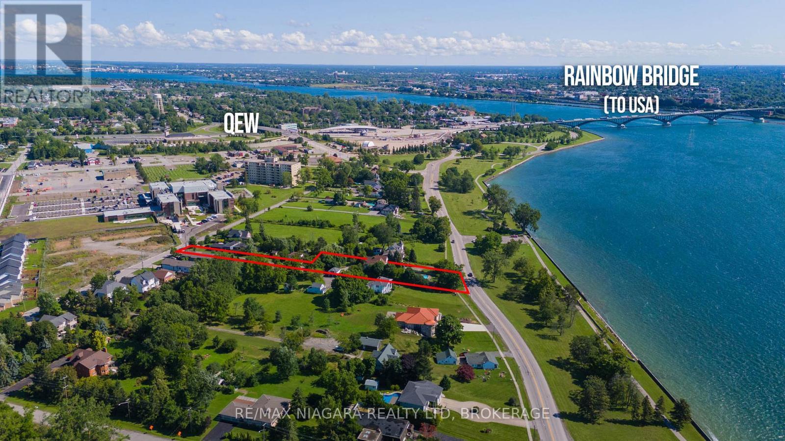 140 Lakeshore Road, Fort Erie (Lakeshore), ON - Outdoor With View