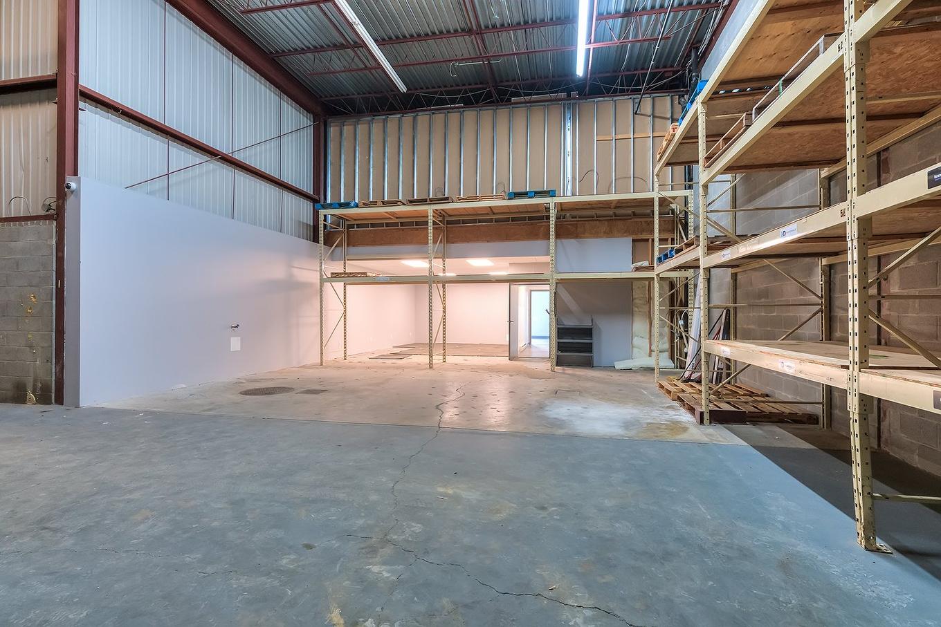 Warehouse - 424-830 Boul. Ford, Châteauguay, QC