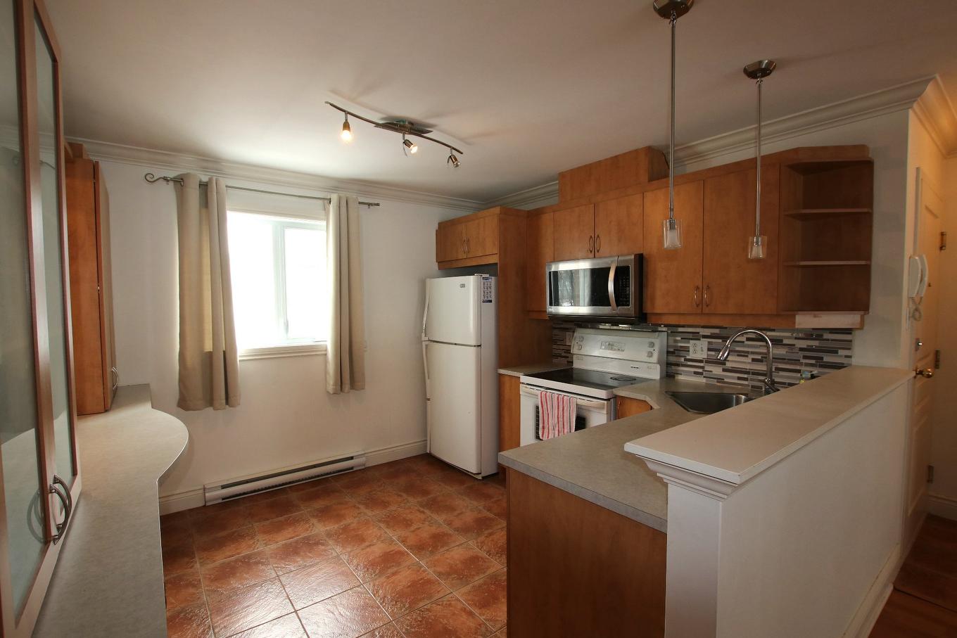 Kitchen - 3-9000 Rue Des Roselieres, Brossard, QC - Indoor Photo Showing Kitchen