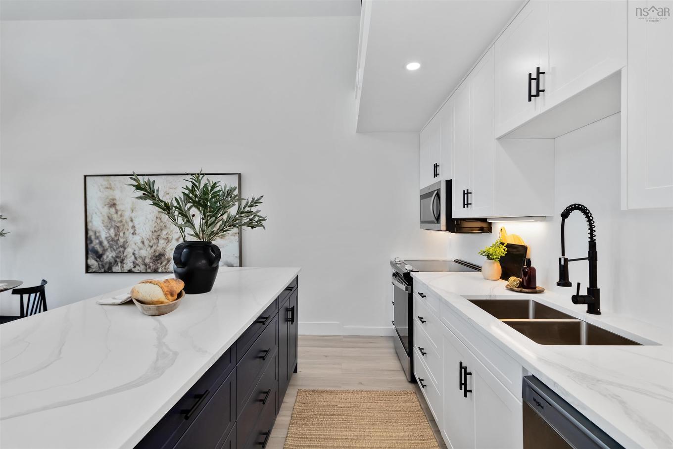 18 Compass Cove Court, Fox Point, NS