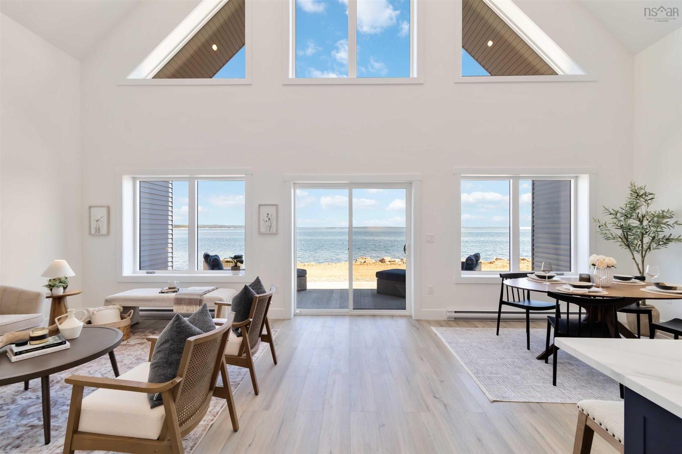 18 Compass Cove Court, Fox Point, NS