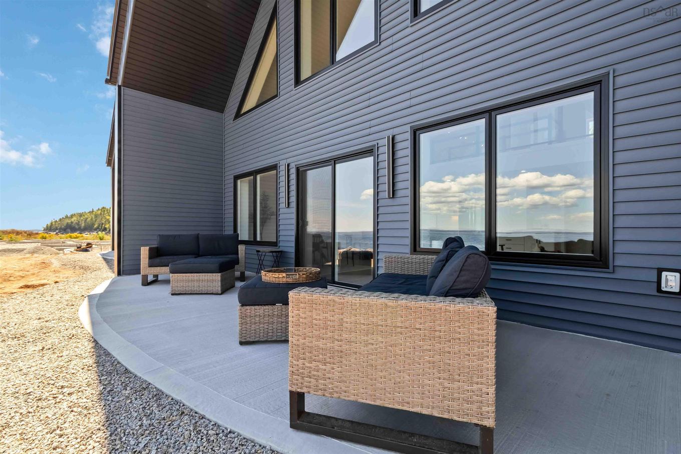 18 Compass Cove Court, Fox Point, NS