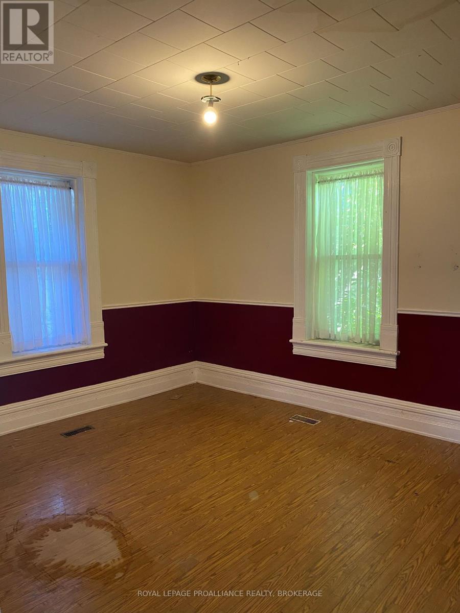 7719 Highway 42, Rideau Lakes, ON
