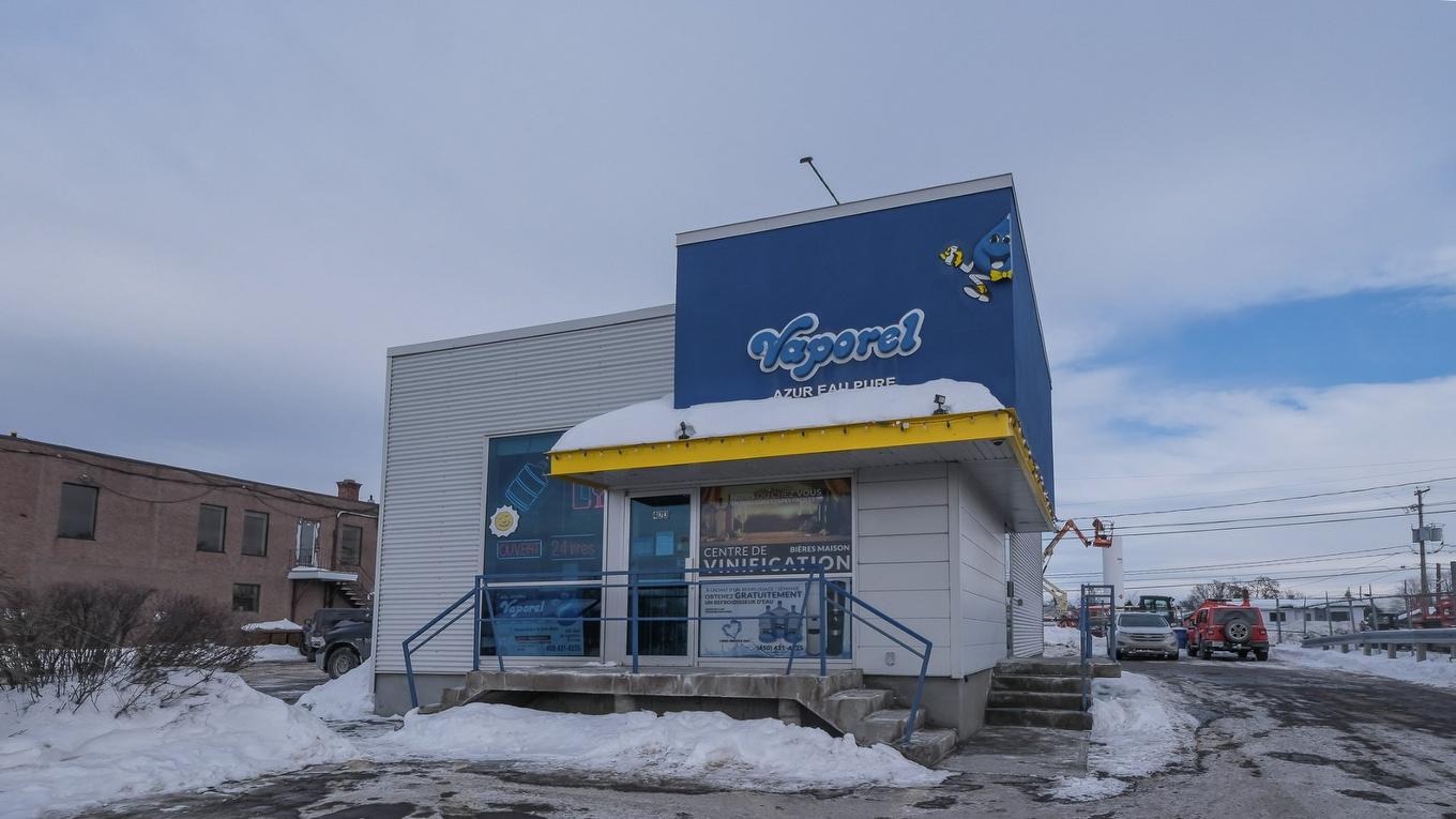 Frontage - 423 Boul. Des Laurentides, Saint-Jérôme, QC - Outdoor