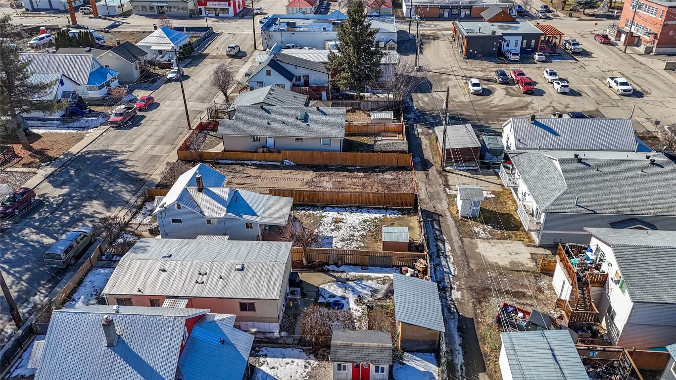 73 Halliford Ave, Princeton, BC - Outdoor