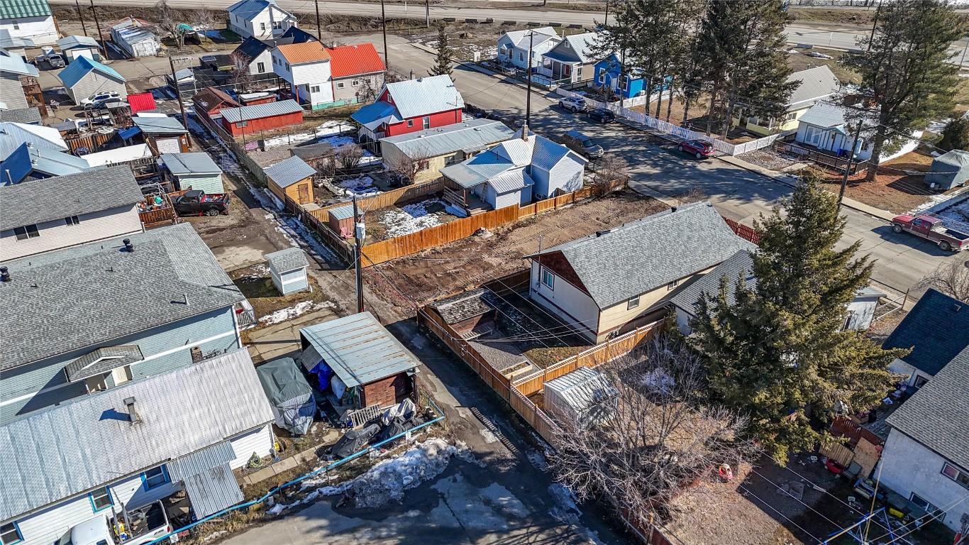 73 Halliford Ave, Princeton, BC - Outdoor