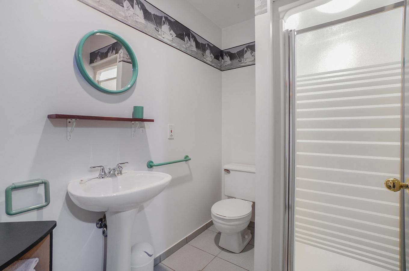 Salle de bains - 11505 Ch. De La Rivière-Du-Nord, Mirabel, QC - Indoor Photo Showing Bathroom