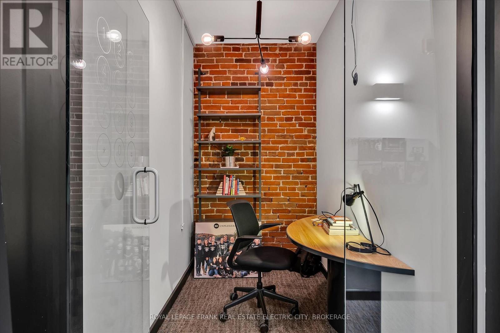 301 - 379 George Street N, Peterborough (Town Ward 3), ON