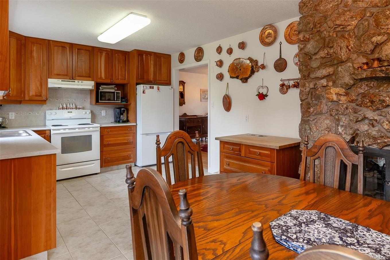 2839 Ortona Rd, Duncan, BC