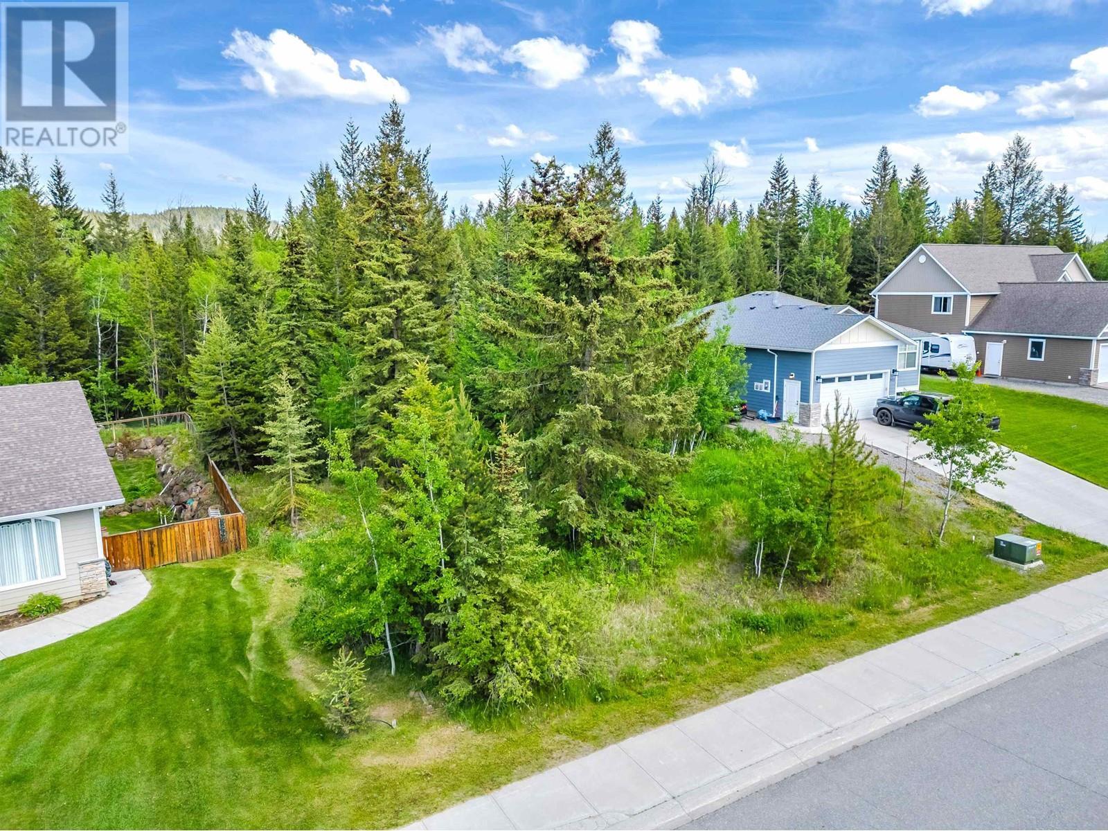 935 Fraser Avenue, 100 Mile House, BC