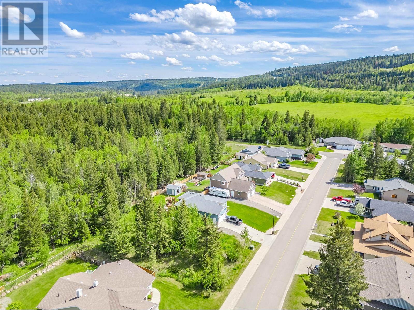 935 Fraser Avenue, 100 Mile House, BC