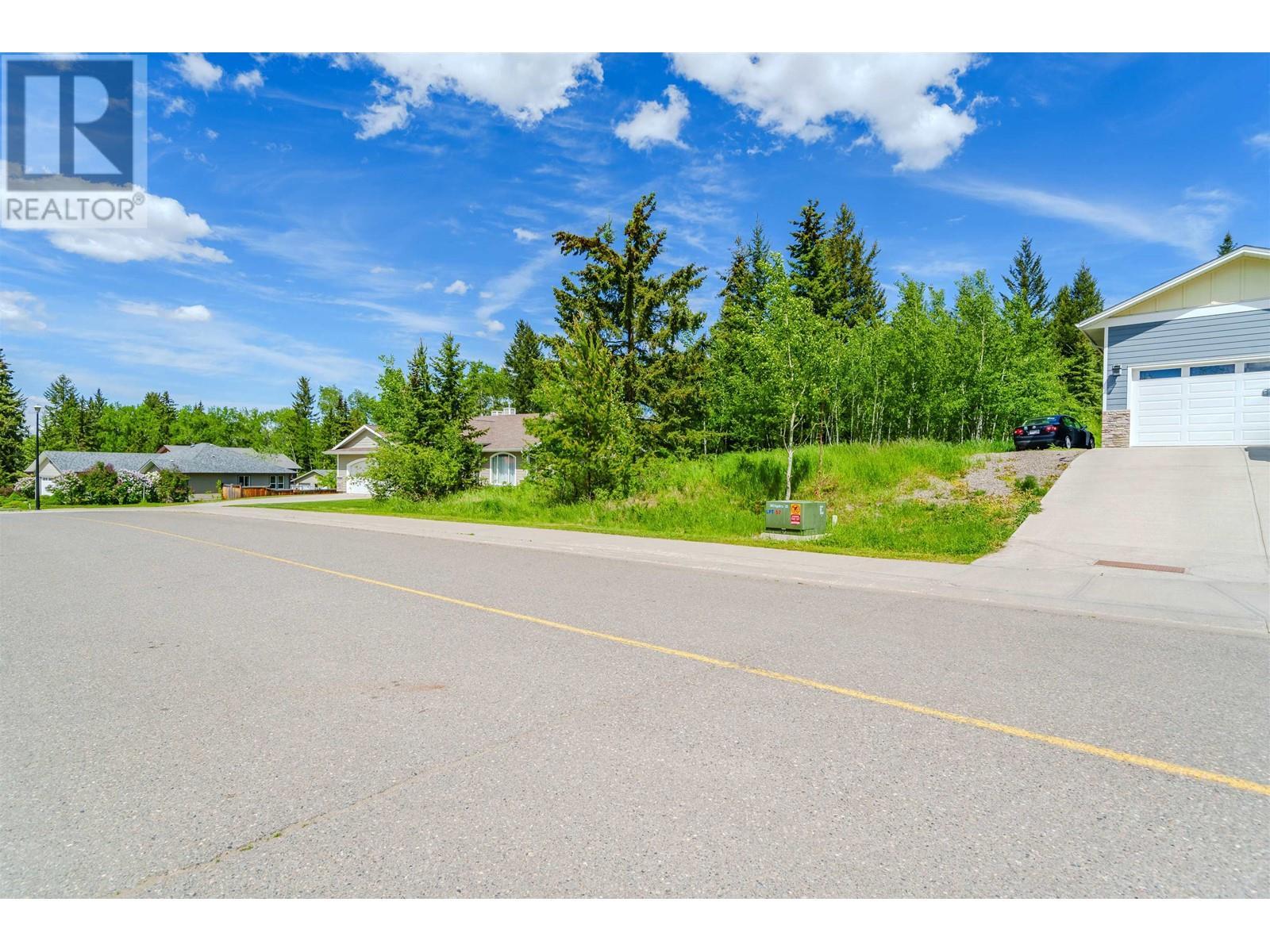 935 Fraser Avenue, 100 Mile House, BC