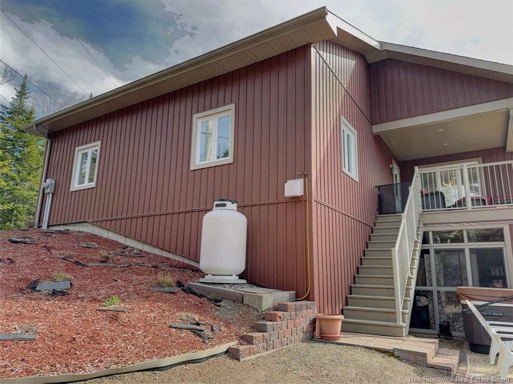 404 De L'Église Rd, Lac Baker, NB