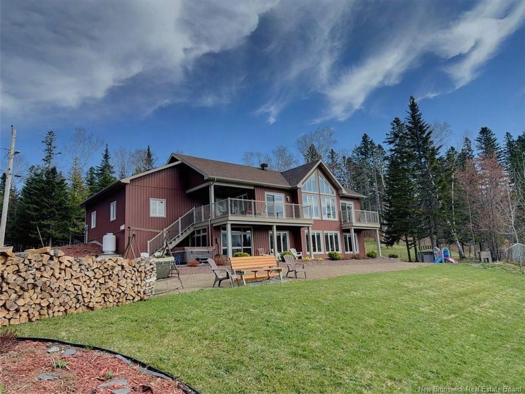 404 De L'Église Rd, Lac Baker, NB