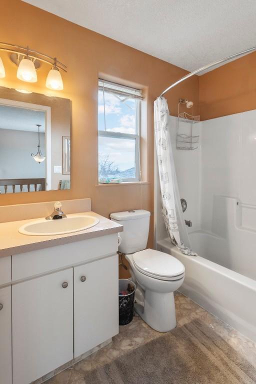 2005 Canyon Street, Creston, BC