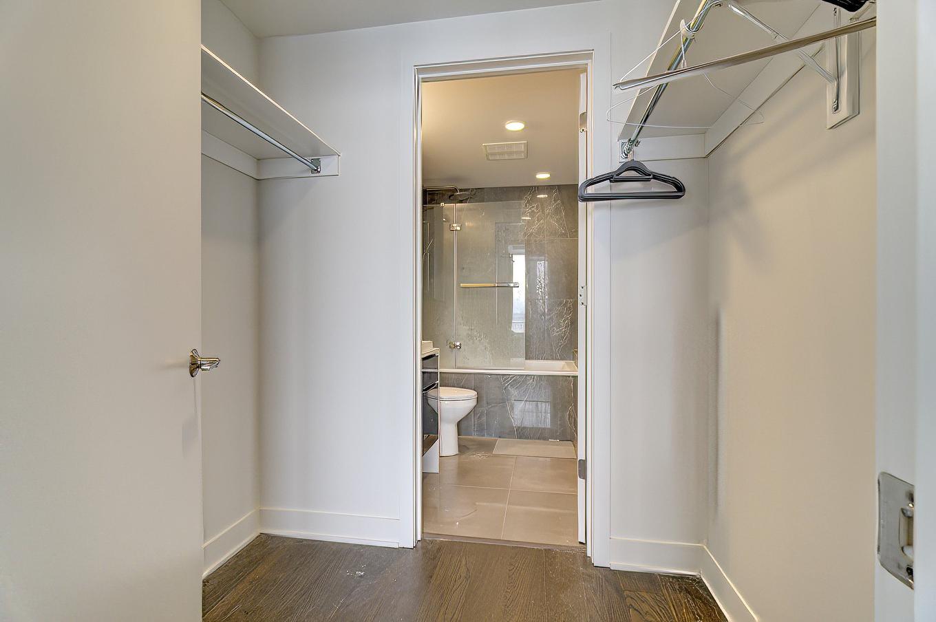 5204-1288 Rue St-Antoine O., Montréal (Ville-Marie), QC - Indoor Photo Showing Other Room