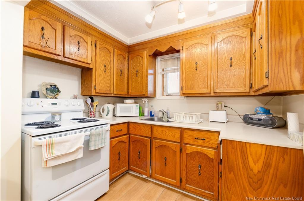 172-176 Wesley St, Moncton, NB