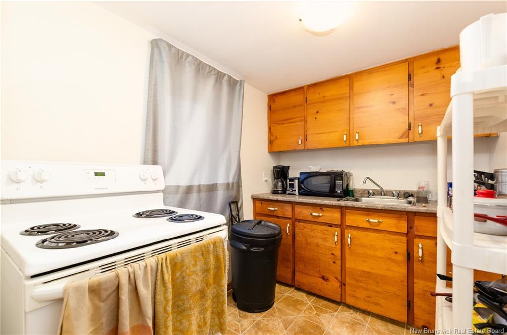 172-176 Wesley St, Moncton, NB