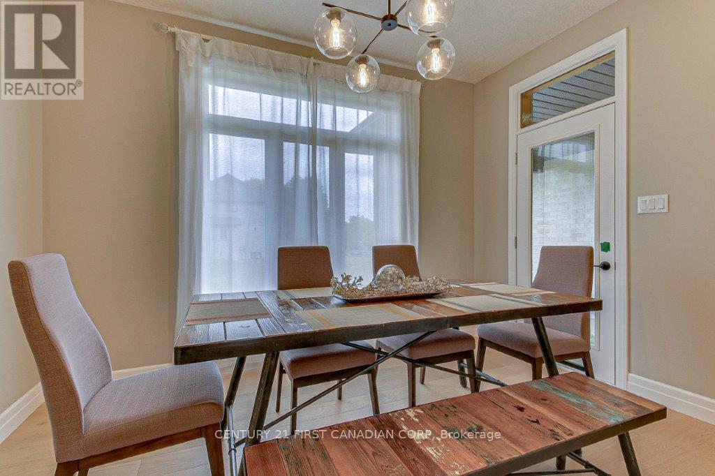6 Aspen Circle, Thames Centre (Thorndale), ON - Indoor Photo Showing Dining Room