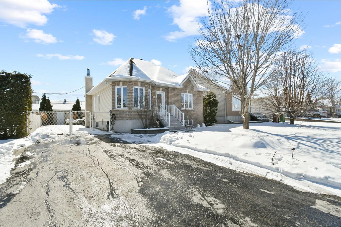 Façade - 1224 Rue Christophe-Colomb, Repentigny (Repentigny), QC - Outdoor