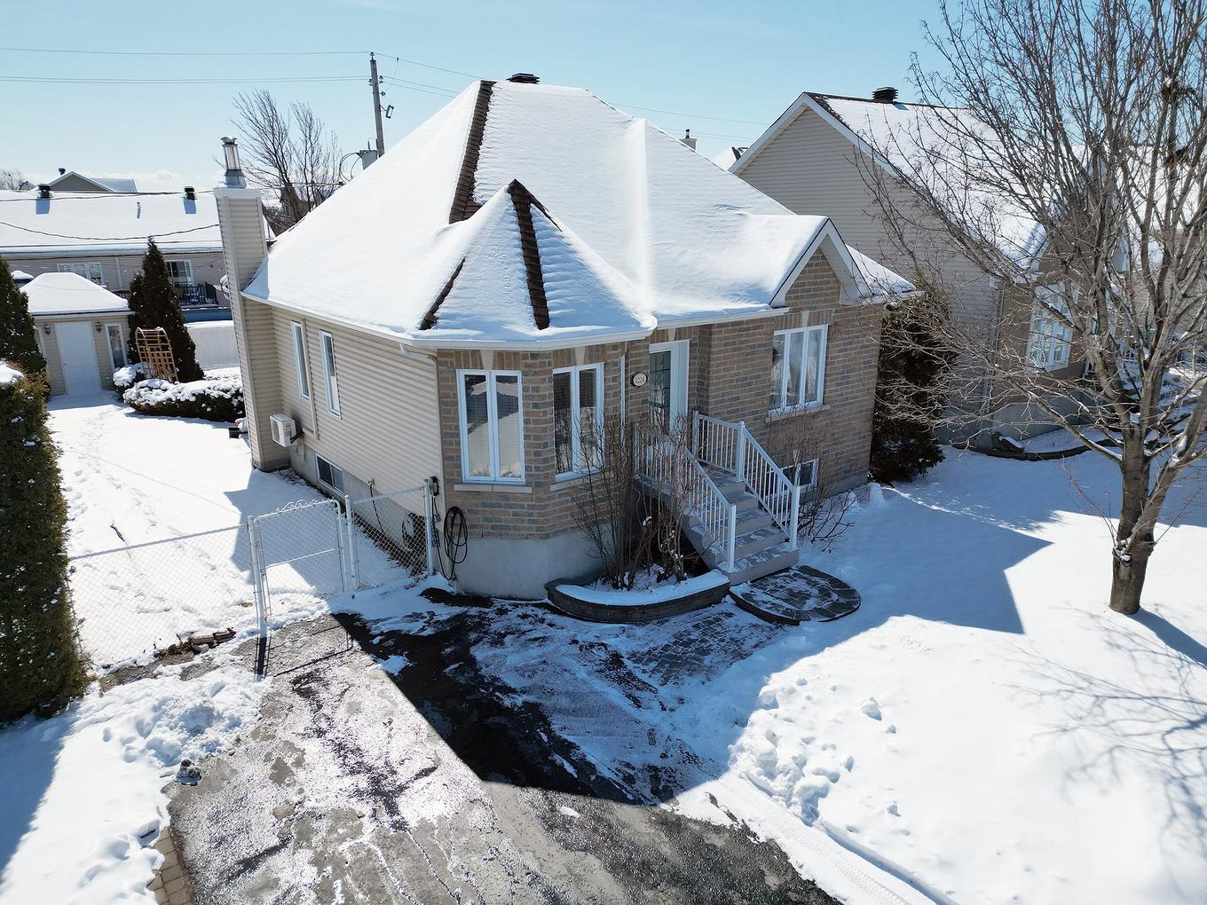 Photo aérienne - 1224 Rue Christophe-Colomb, Repentigny (Repentigny), QC - Outdoor