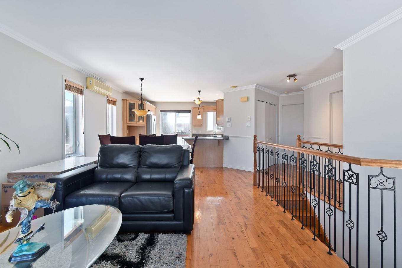 Salon - 1224 Rue Christophe-Colomb, Repentigny (Repentigny), QC - Indoor Photo Showing Living Room