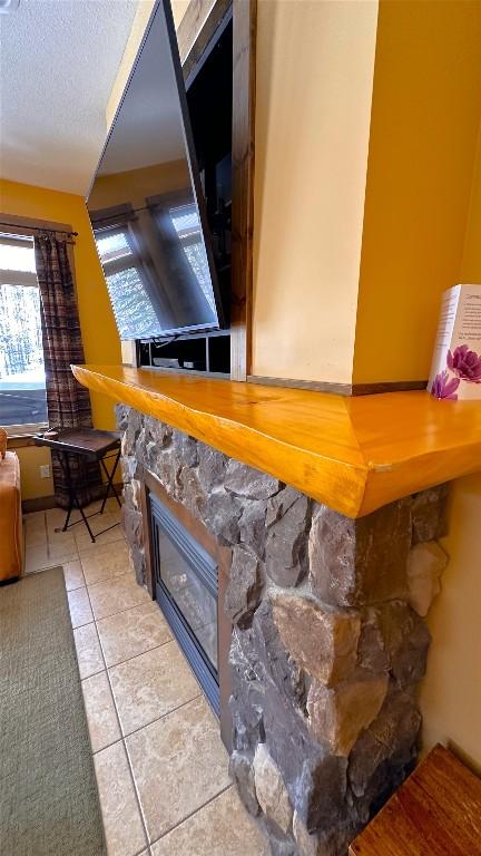 M4-D-1351 Gerry Sorensen Way, Kimberley, BC - Indoor Photo Showing Other Room With Fireplace