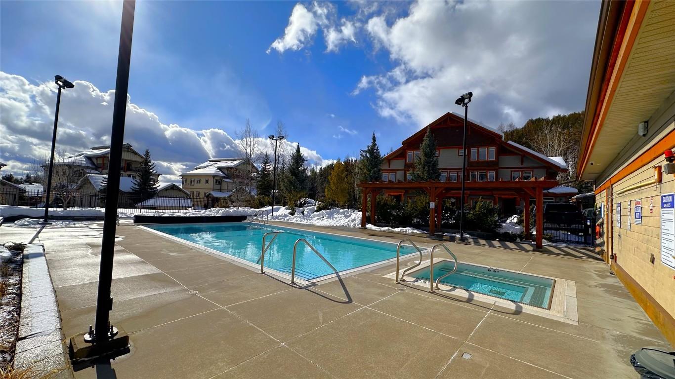 M4-D-1351 Gerry Sorensen Way, Kimberley, BC - Outdoor With In Ground Pool