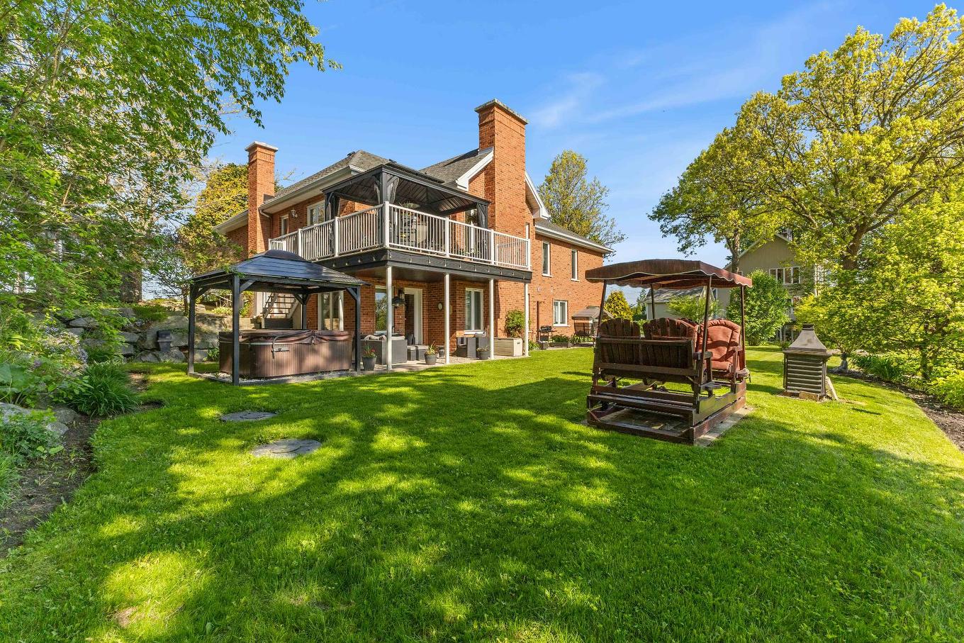 Backyard - 1435 Rue St-Jean-Baptiste, Saint-Roch-De-Richelieu, QC - Outdoor With Deck Patio Veranda