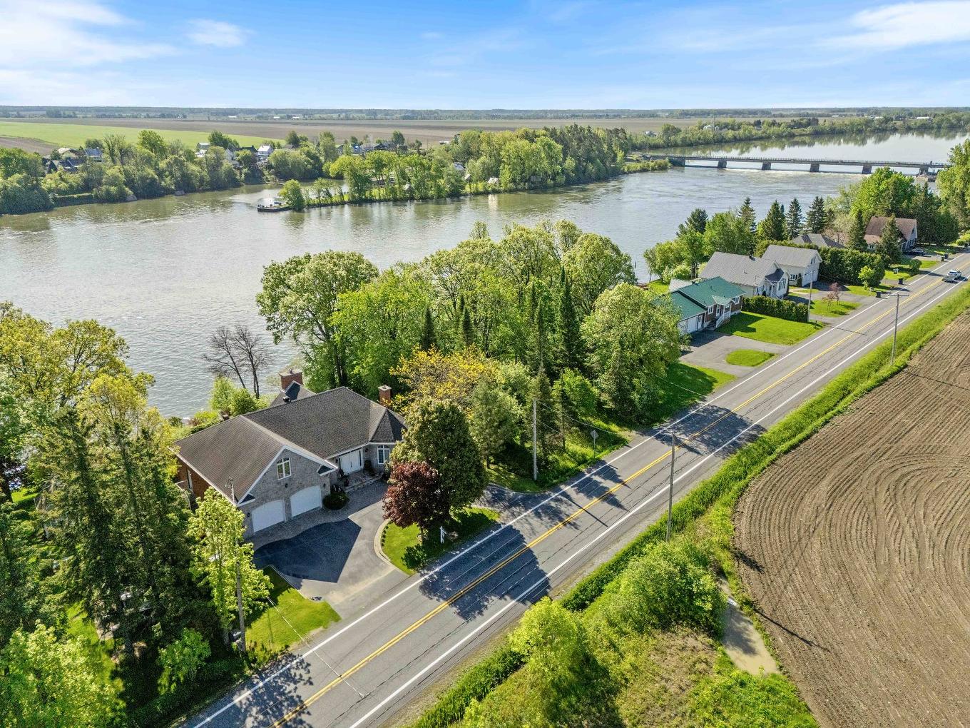 Aerial photo - 1435 Rue St-Jean-Baptiste, Saint-Roch-De-Richelieu, QC - Outdoor With Body Of Water With View