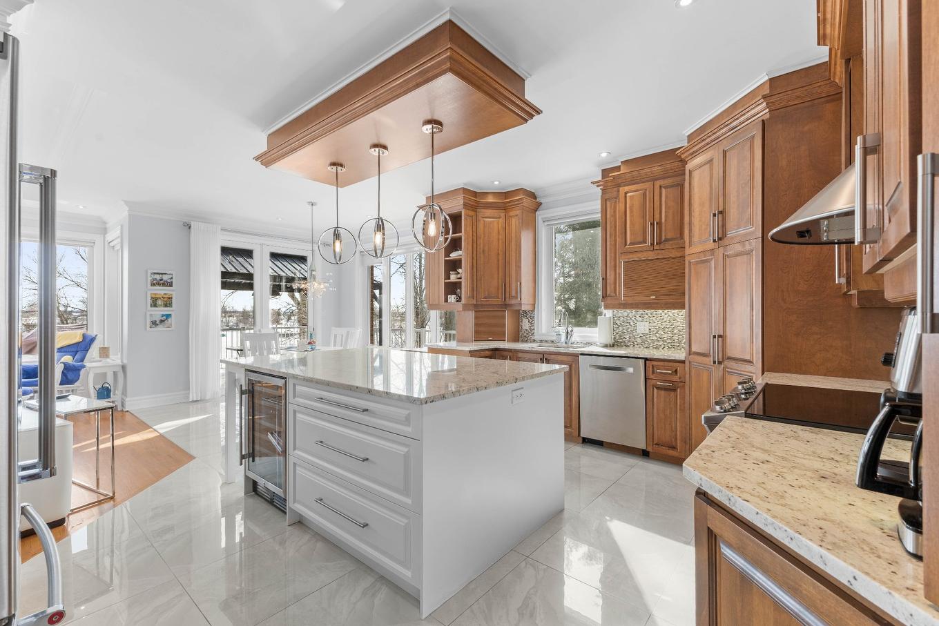 Kitchen - 1435 Rue St-Jean-Baptiste, Saint-Roch-De-Richelieu, QC - Indoor Photo Showing Kitchen With Upgraded Kitchen