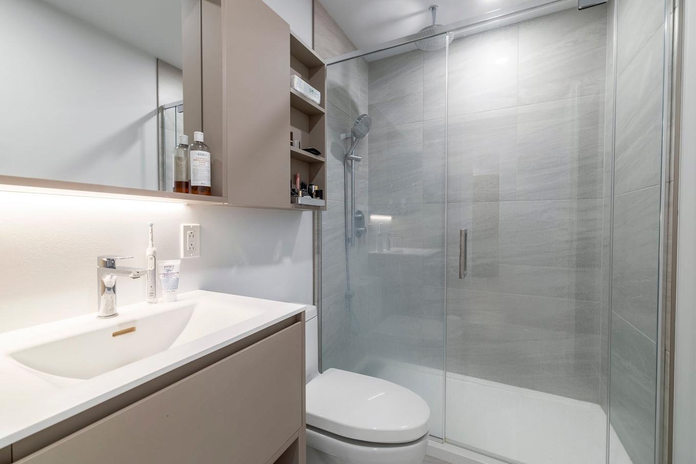 Bathroom - 2501-1500 Boul. René-Lévesque O., Montréal (Ville-Marie), QC - Indoor Photo Showing Bathroom