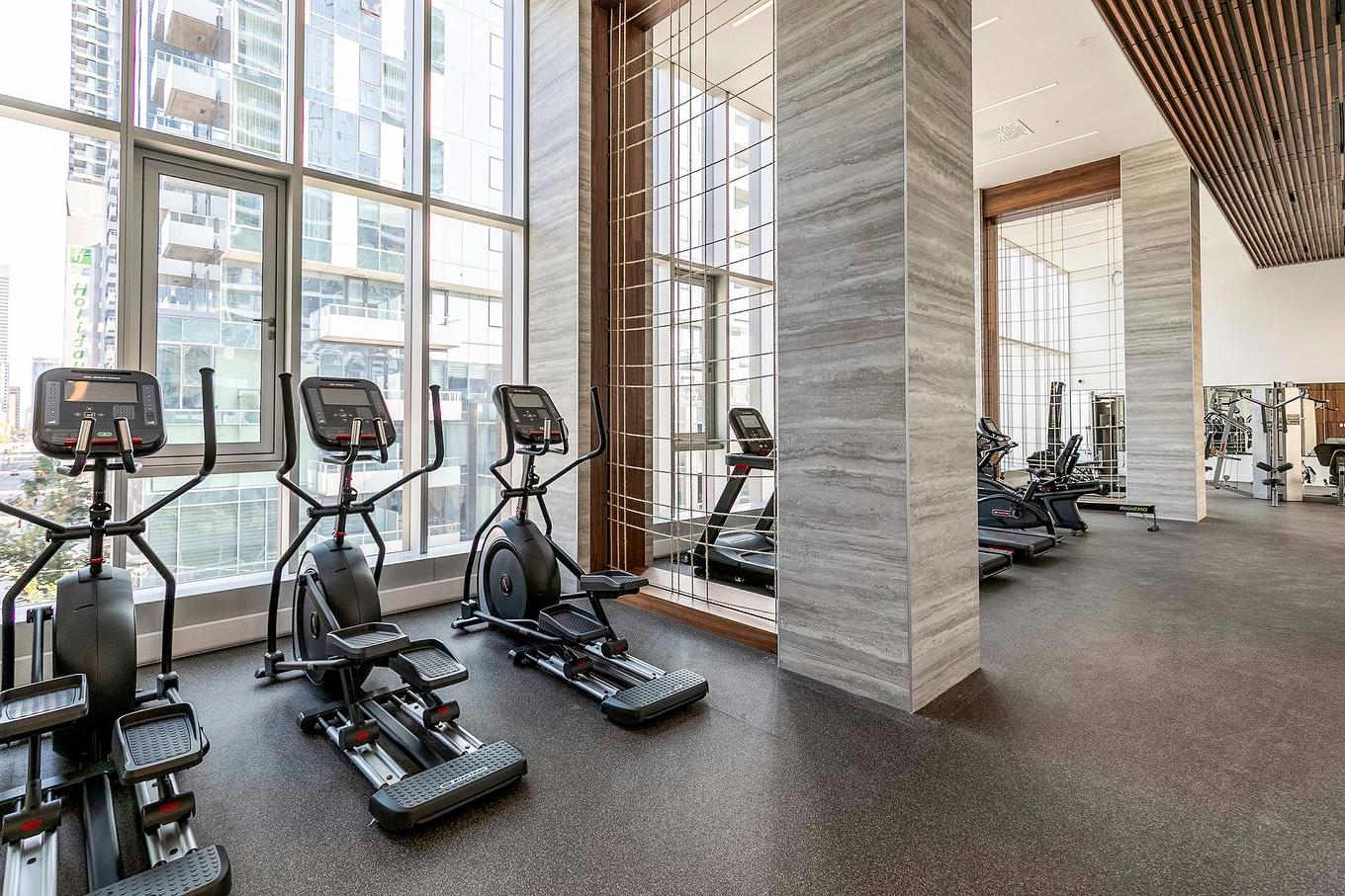 Exercise room - 2501-1500 Boul. René-Lévesque O., Montréal (Ville-Marie), QC - Indoor Photo Showing Gym Room
