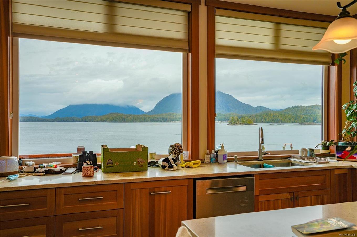 300 Main St, Tofino, BC