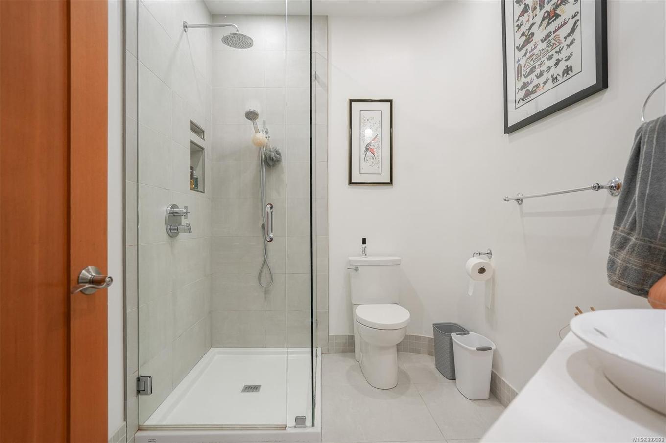 300 Main St, Tofino, BC