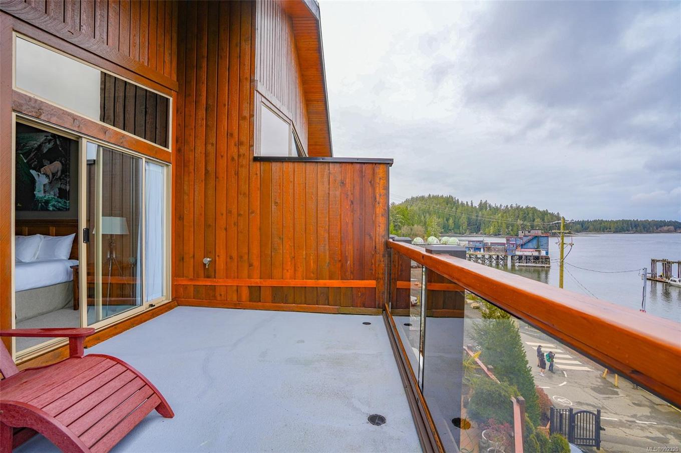 300 Main St, Tofino, BC