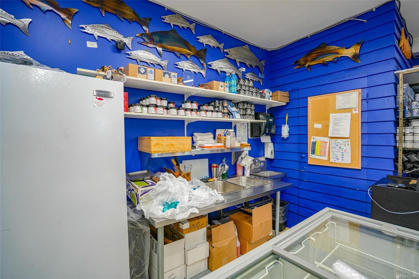 300 Main St, Tofino, BC