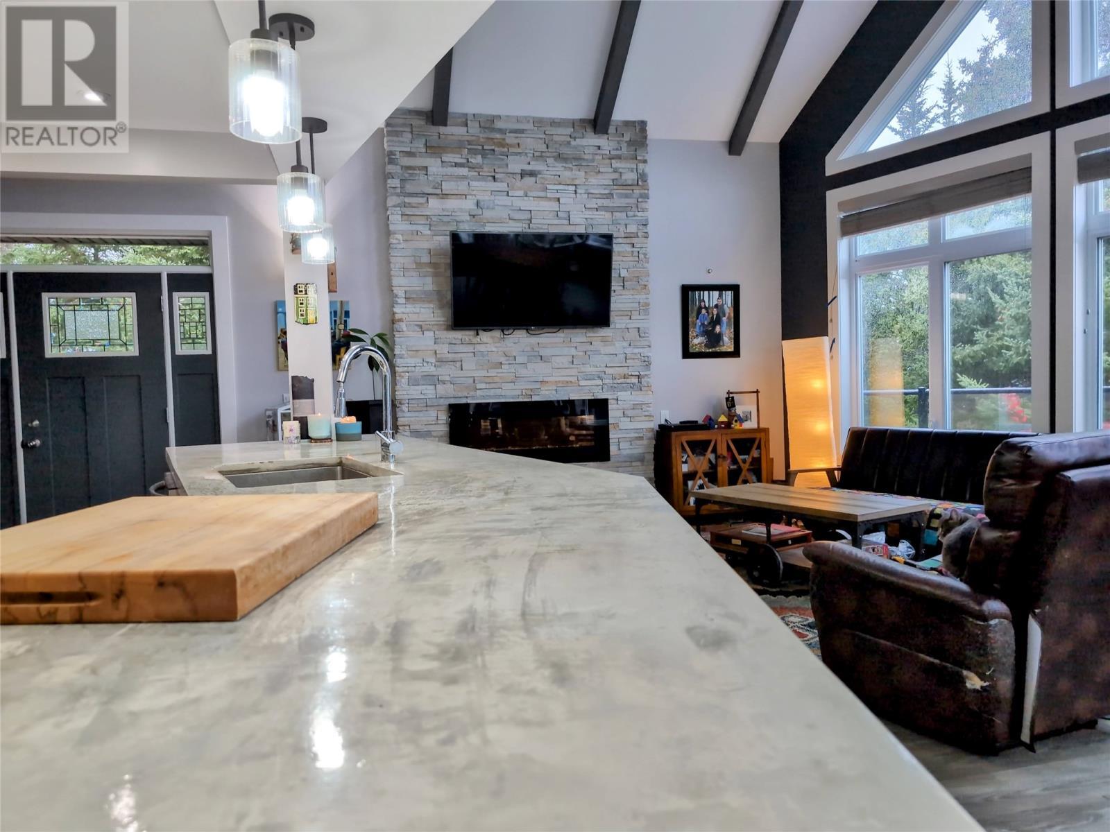 1 Route 380 Highway, Head Harbour, NL - Indoor Photo Showing Living Room With Fireplace