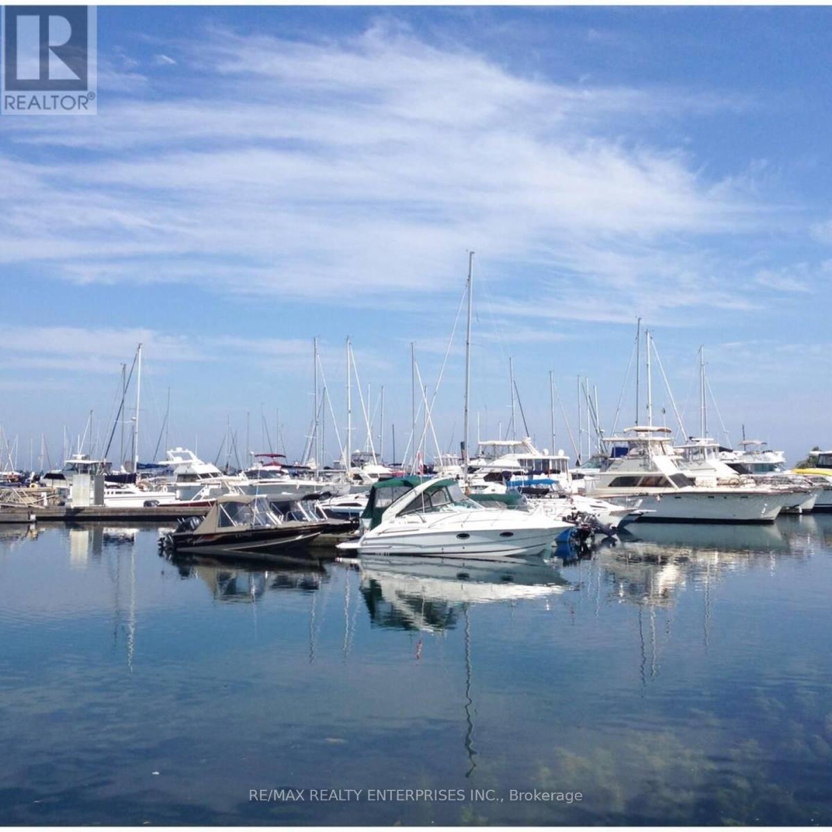 297 Lakeshore Road E, Mississauga, ON