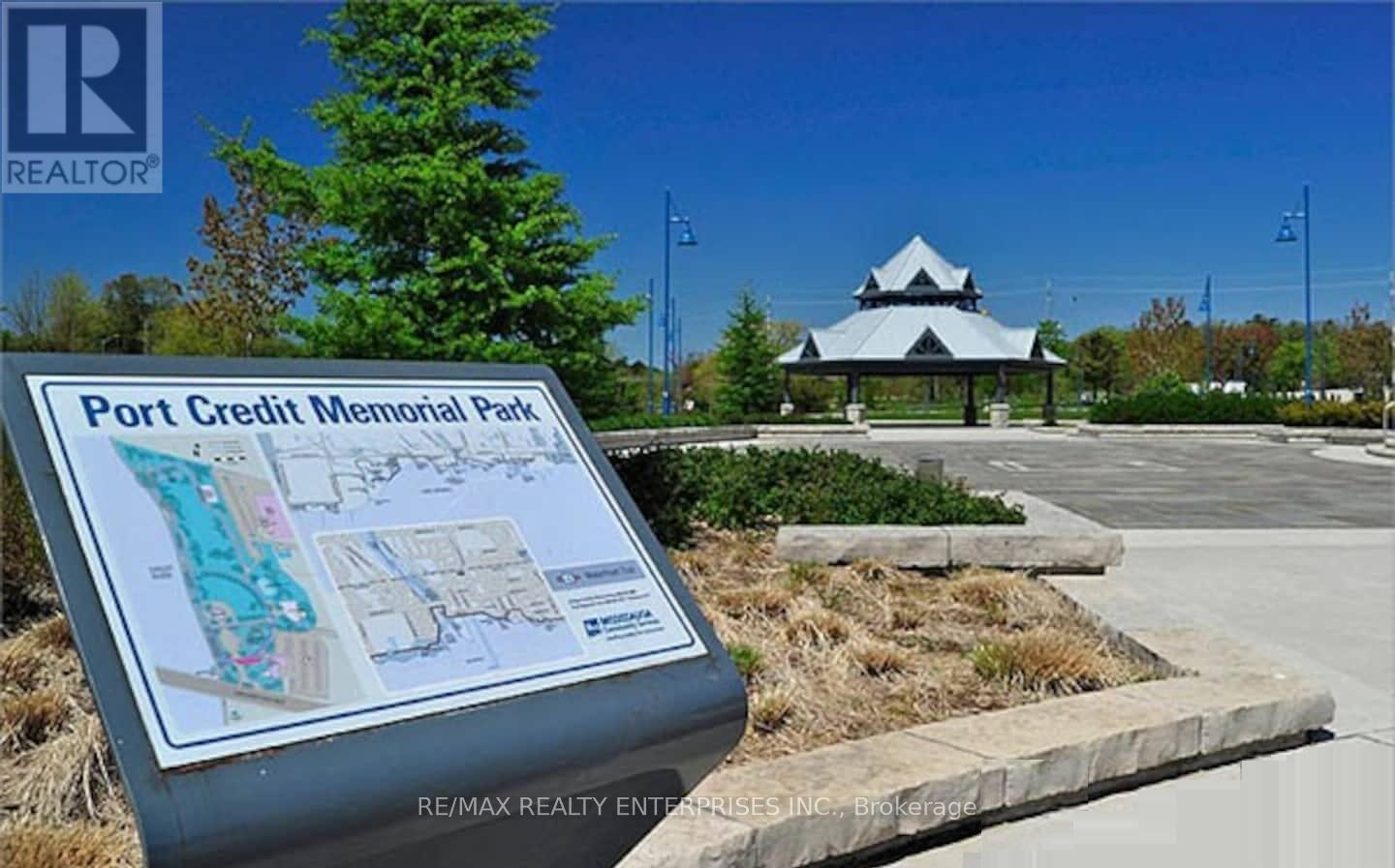 297 Lakeshore Road E, Mississauga, ON