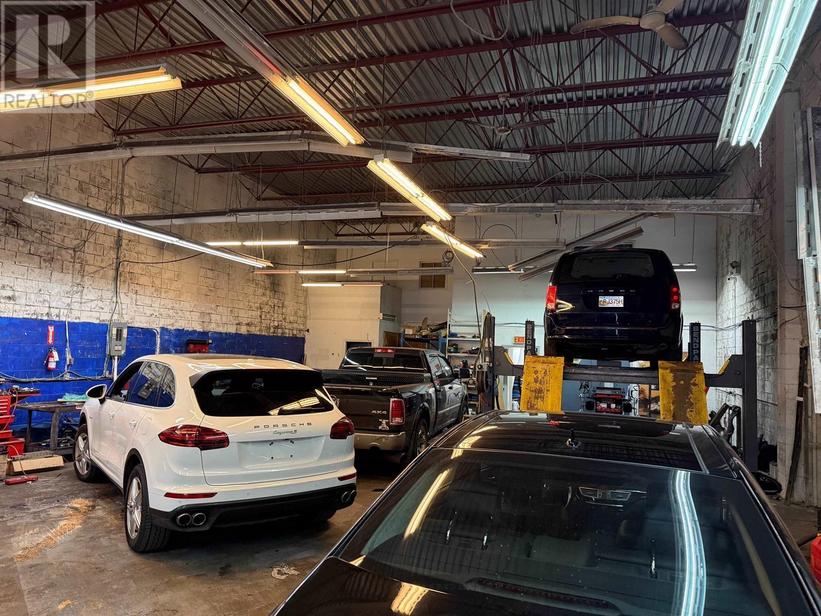 6879 Antrim Avenue, Burnaby, BC