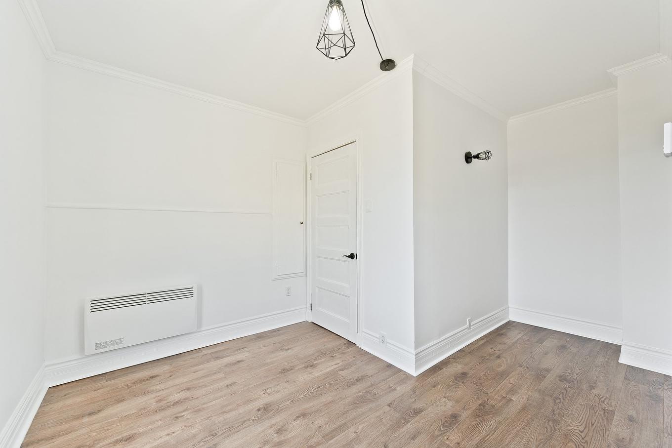 Chambre à coucher - 1056 Rue St-Louis, Sherbrooke (Les Nations), QC - Indoor Photo Showing Other Room