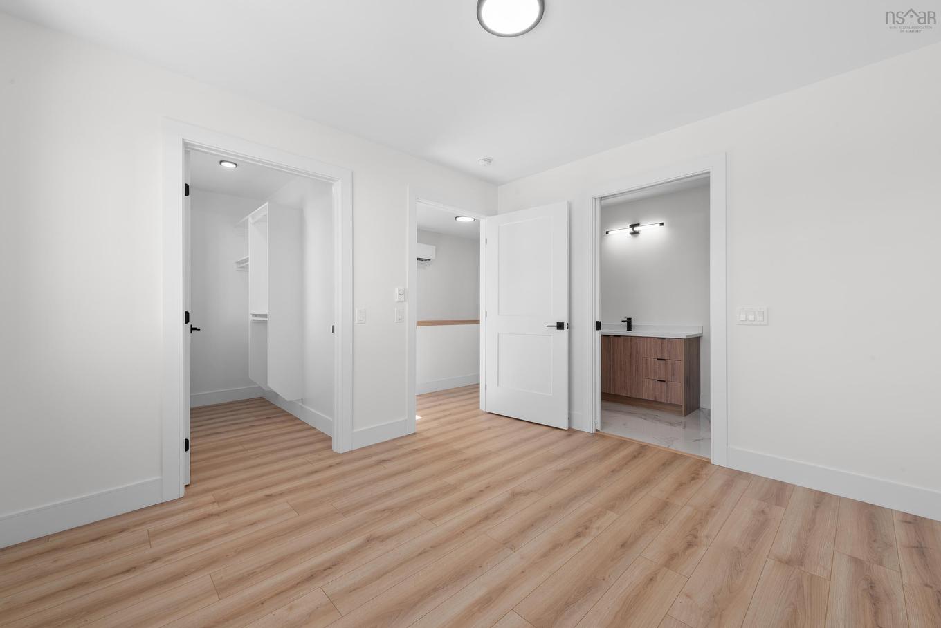 130 Colonial Crescent, Halifax, NS