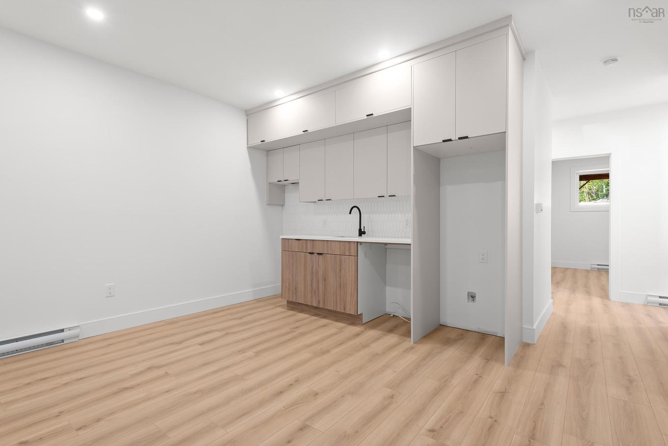 130 Colonial Crescent, Halifax, NS