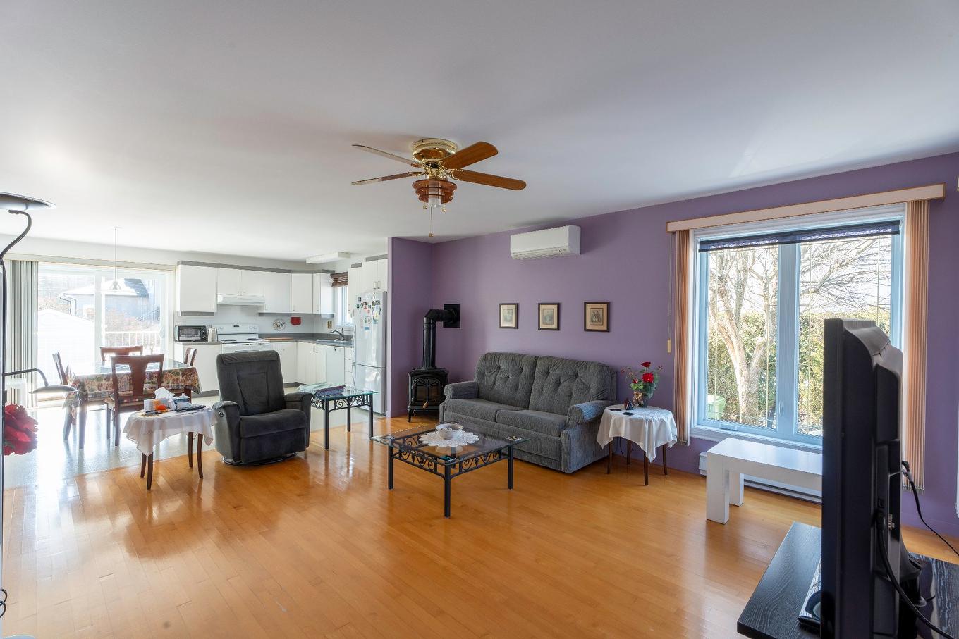 Vue d'ensemble - 1080 1Re Allée, Drummondville, QC - Indoor Photo Showing Living Room