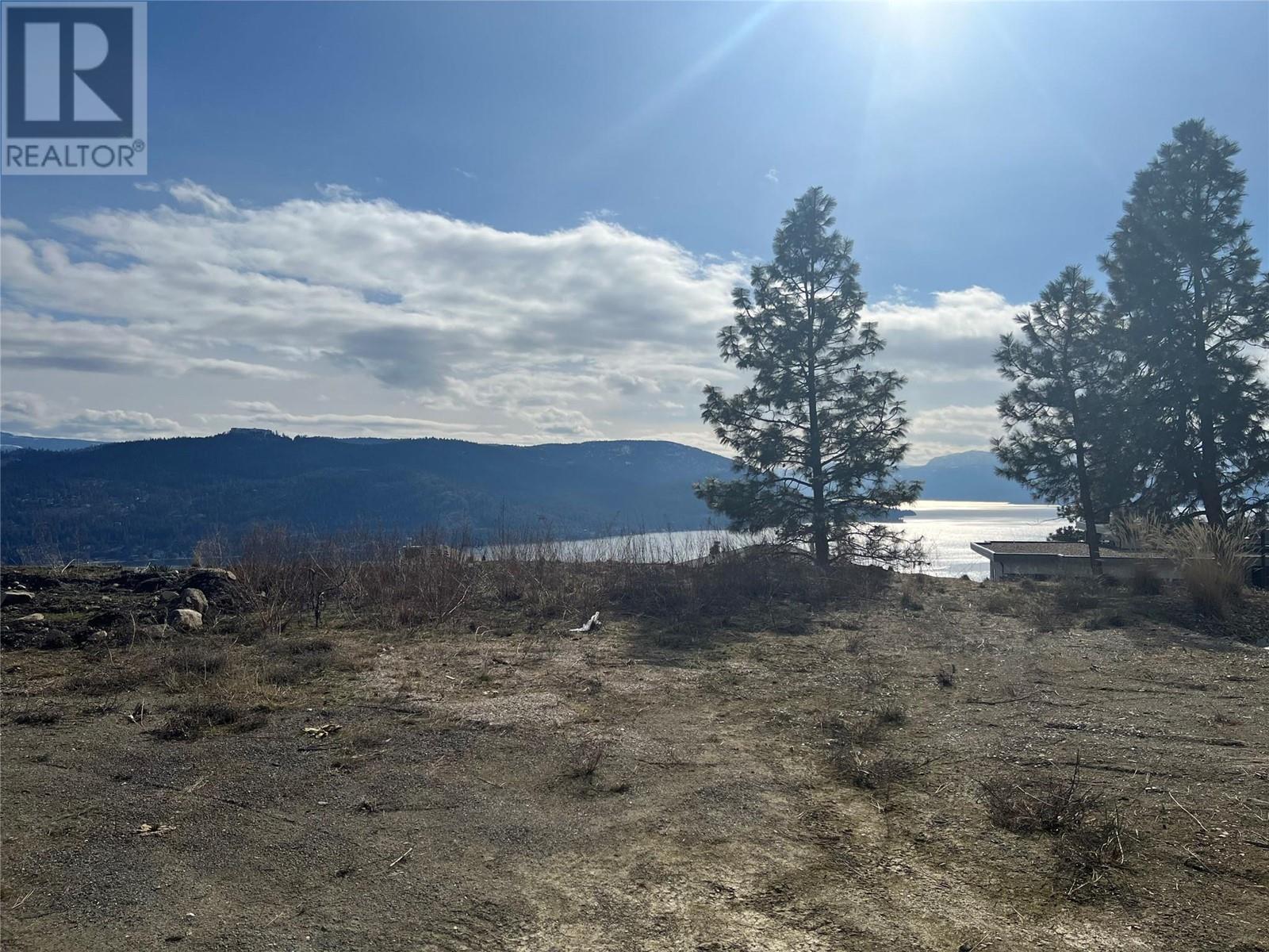 8916 Hampshire Crescent, Vernon, BC