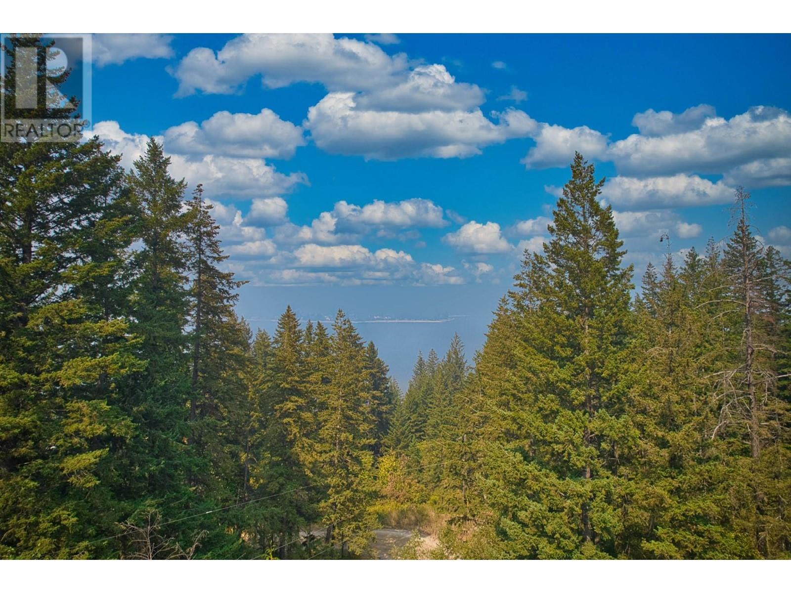 3096 Lindberg Road, Sorrento, BC - Outdoor With View