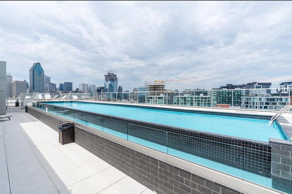 Piscine - 715-170 Rue Rioux, Montréal (Le Sud-Ouest), QC - Outdoor With In Ground Pool